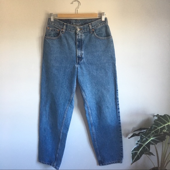 Levi’s 90’s High Waisted Vintage Red Tab 550 Jeans - Picture 3 of 8